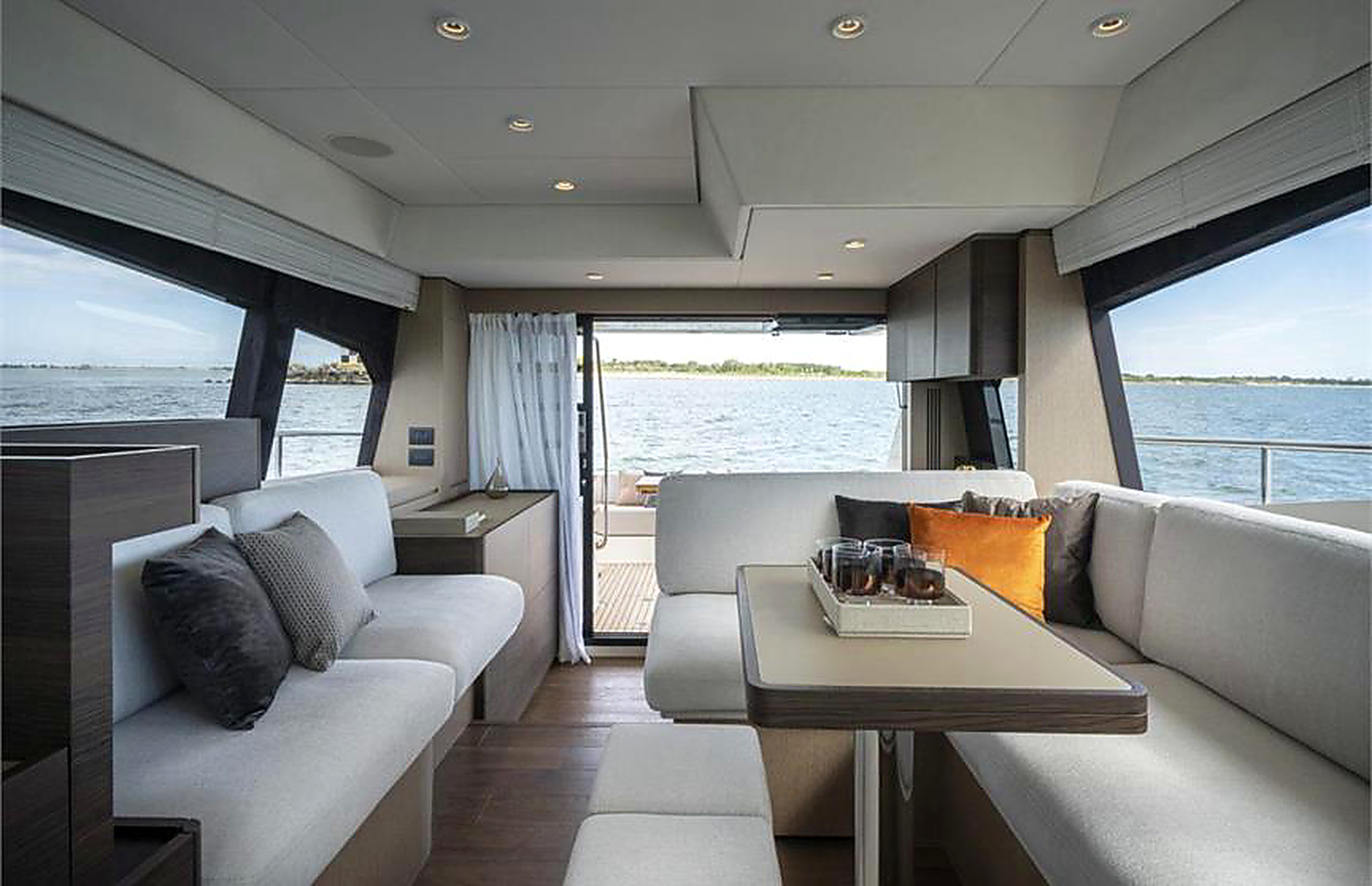 Ferretti 500 — 6