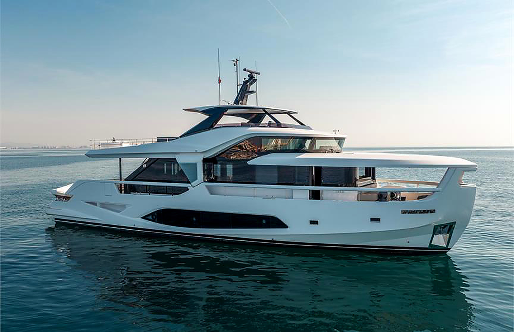 2025 Ferretti Infinito 80