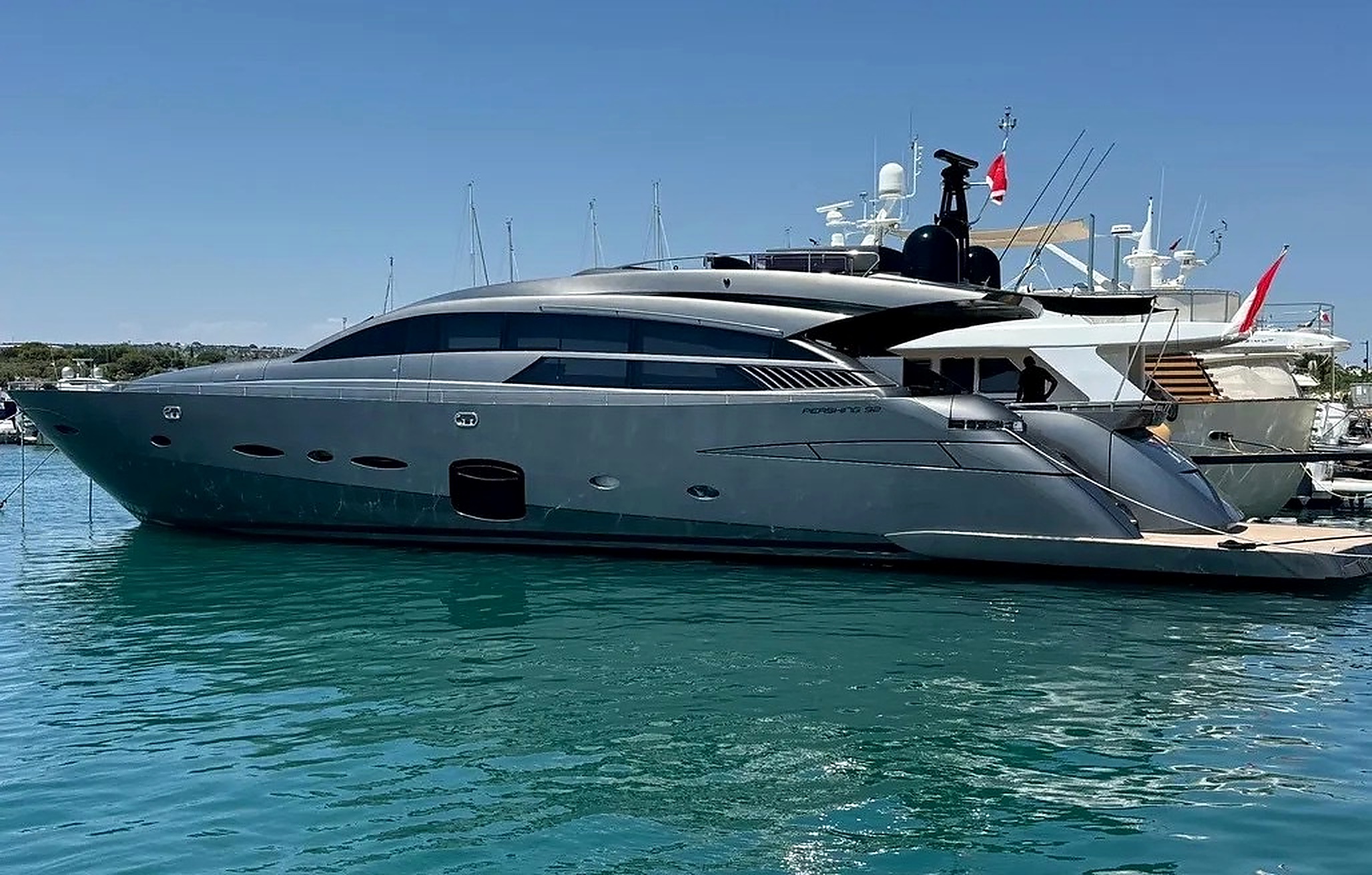 2012 Pershing 92