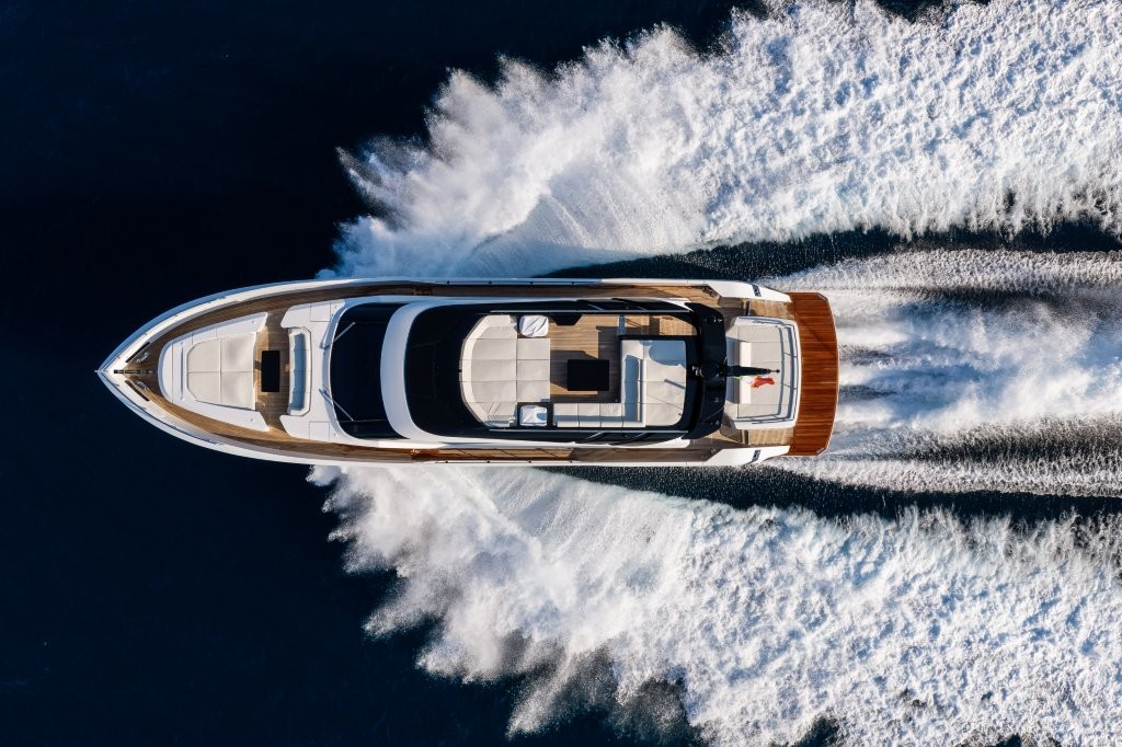 AB Yachts AB80 — 3