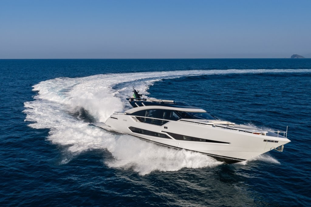 AB Yachts AB80 — 5
