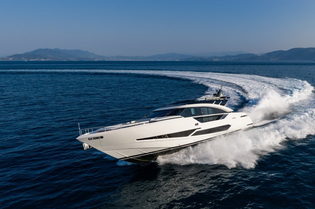AB Yachts AB80 — 6