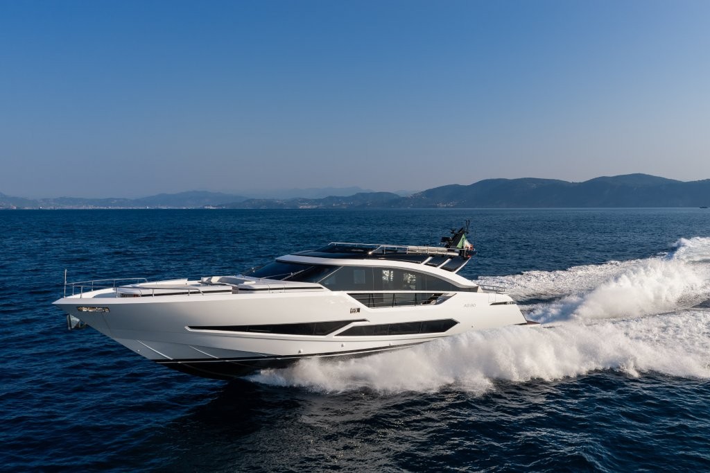 AB Yachts AB80 — 4
