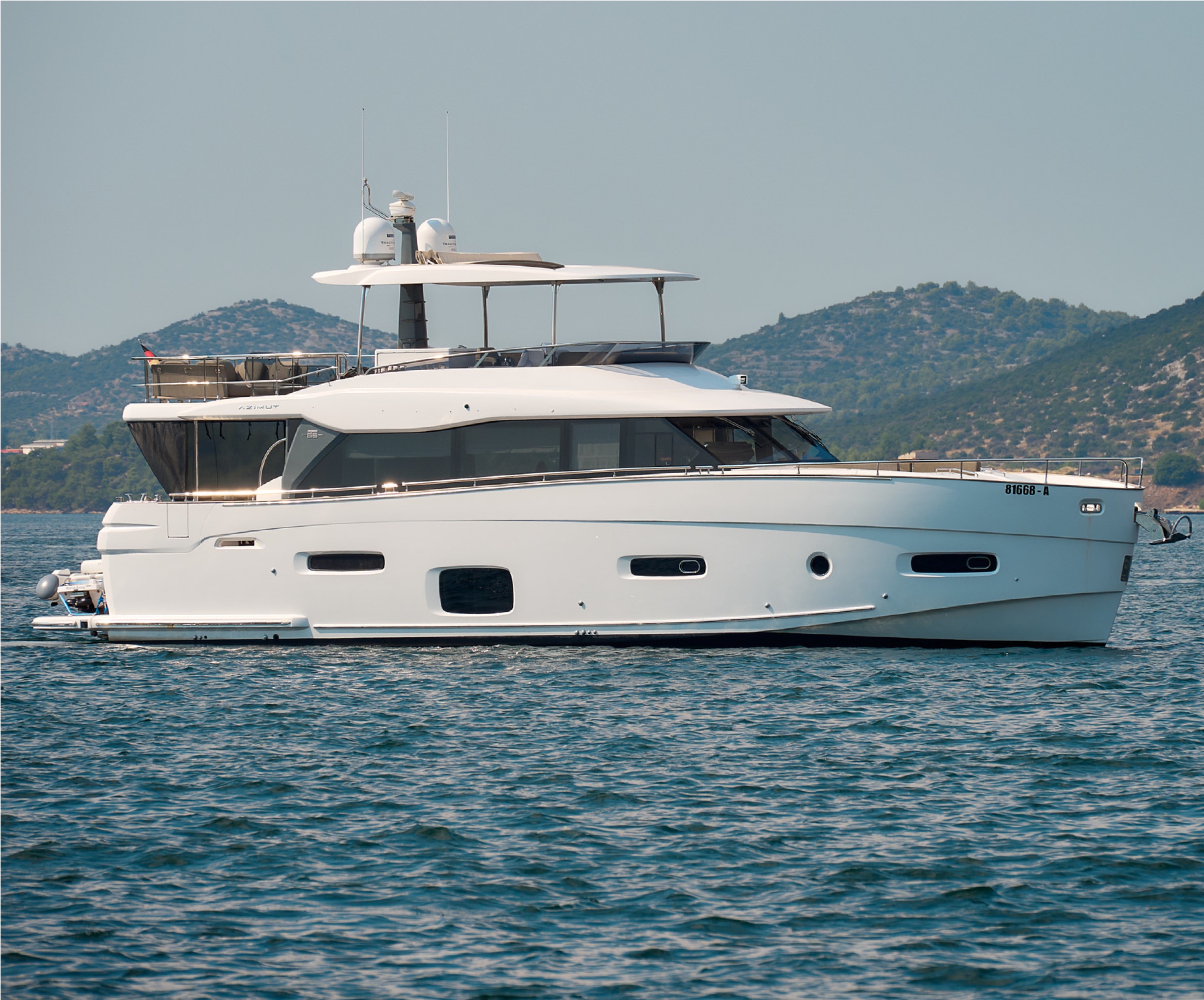 2018 Azimut Magellano 66