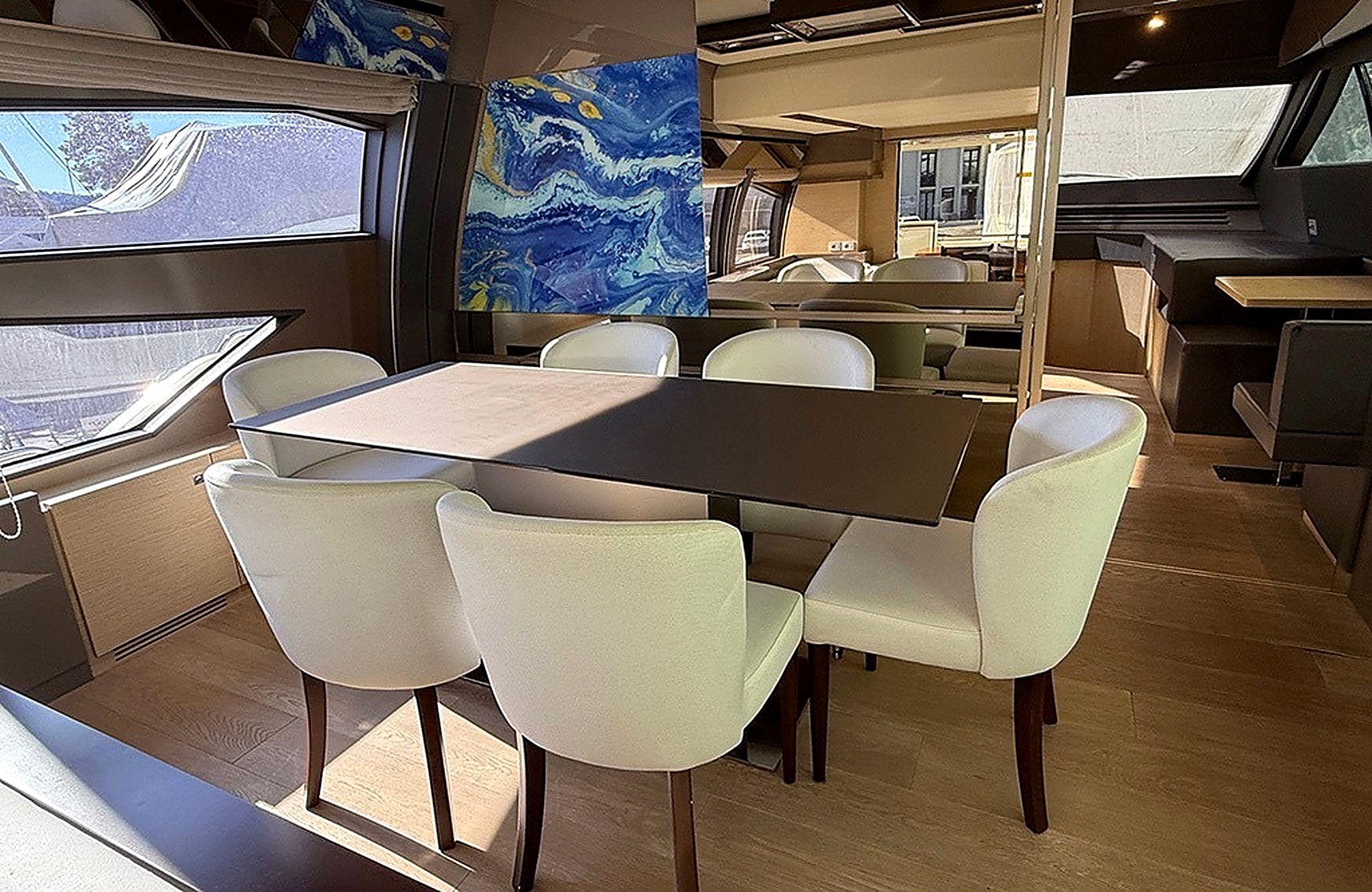Ferretti 750 — 4