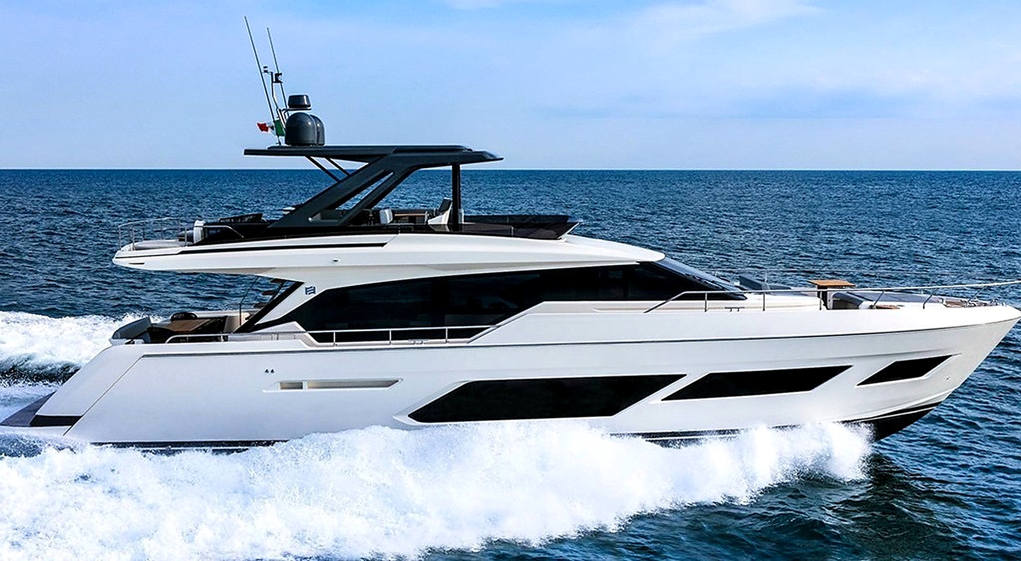 2025 Ferretti 720