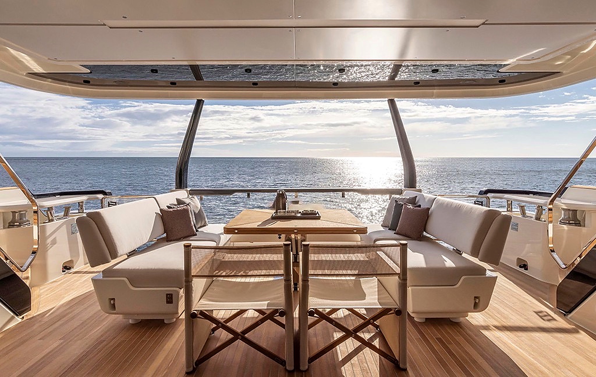 Ferretti Yachts 1000 — 4