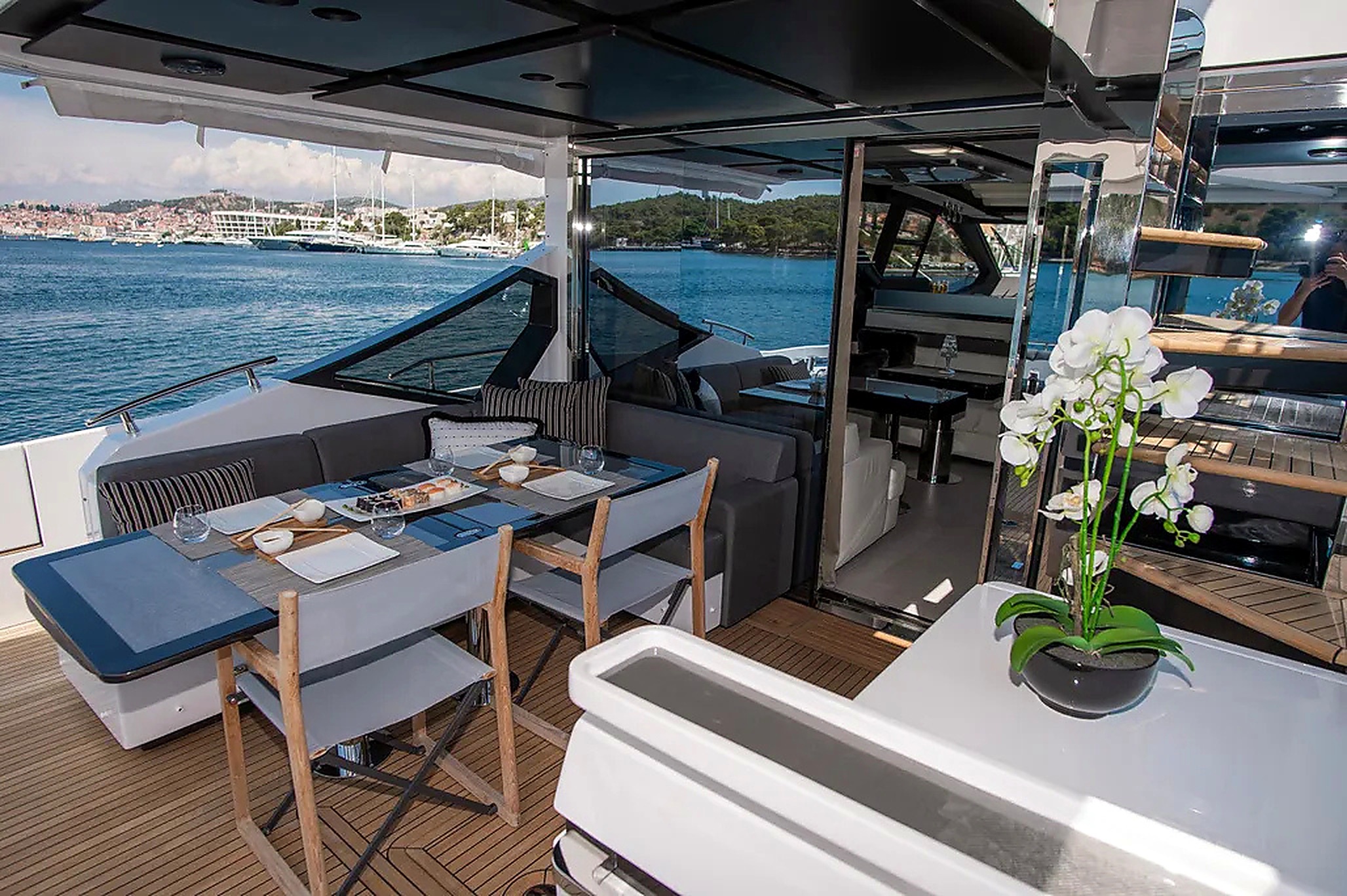 Azimut S7 — 3