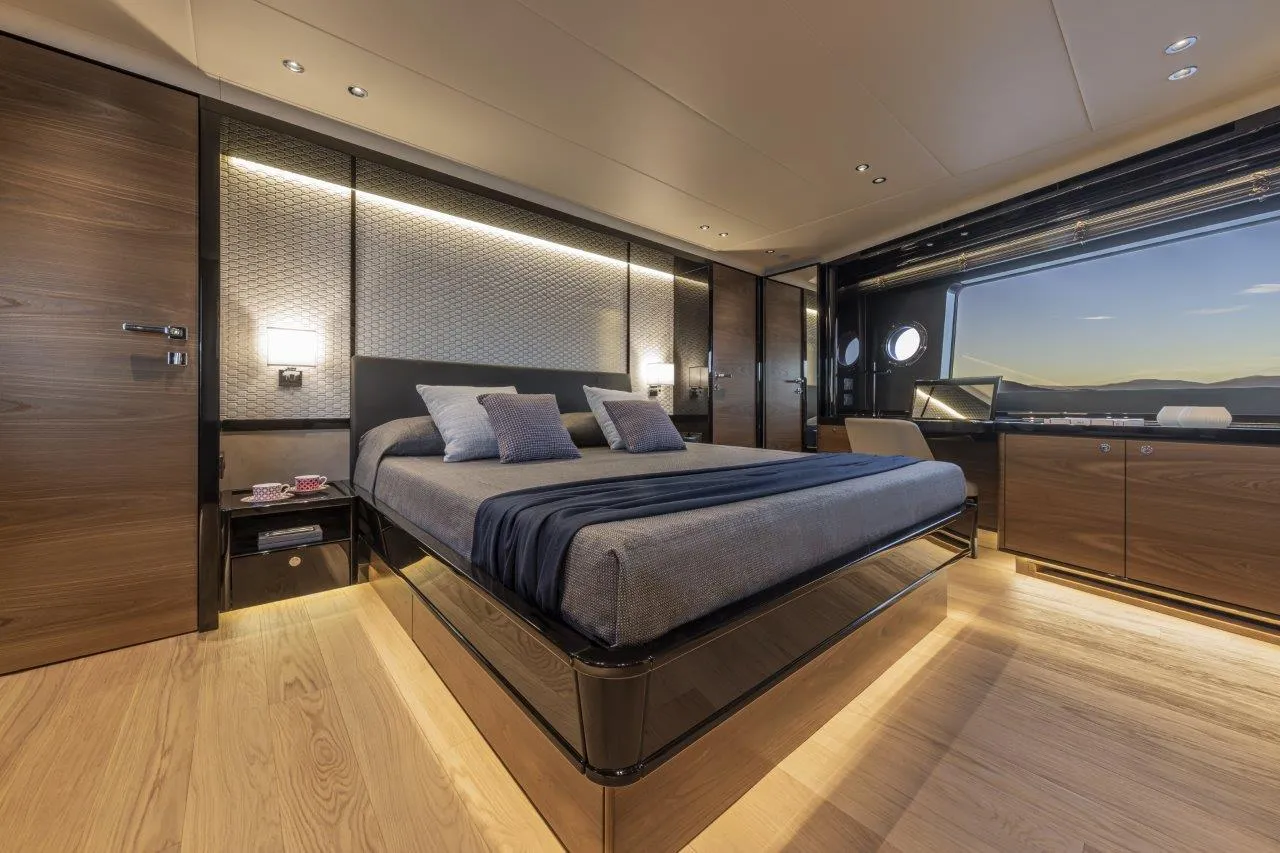 Absolute Navetta 75 — 5